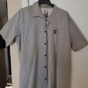 Metal mulisha button down